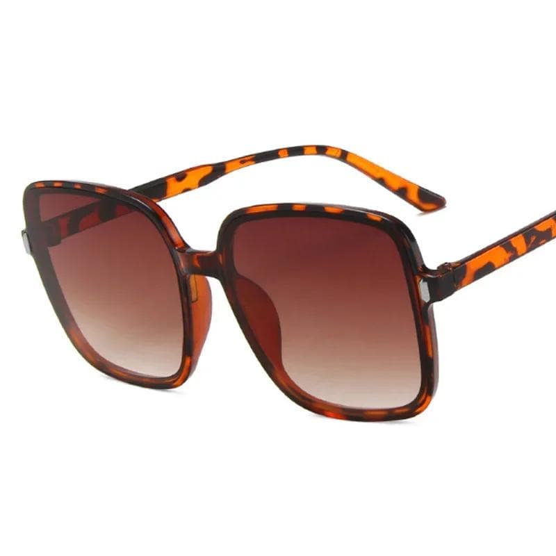 Designer Square Sunglasses for Women Retro Vintage Gradient Lens Sun Glasses Female Clear UV Protection Fashion Shades