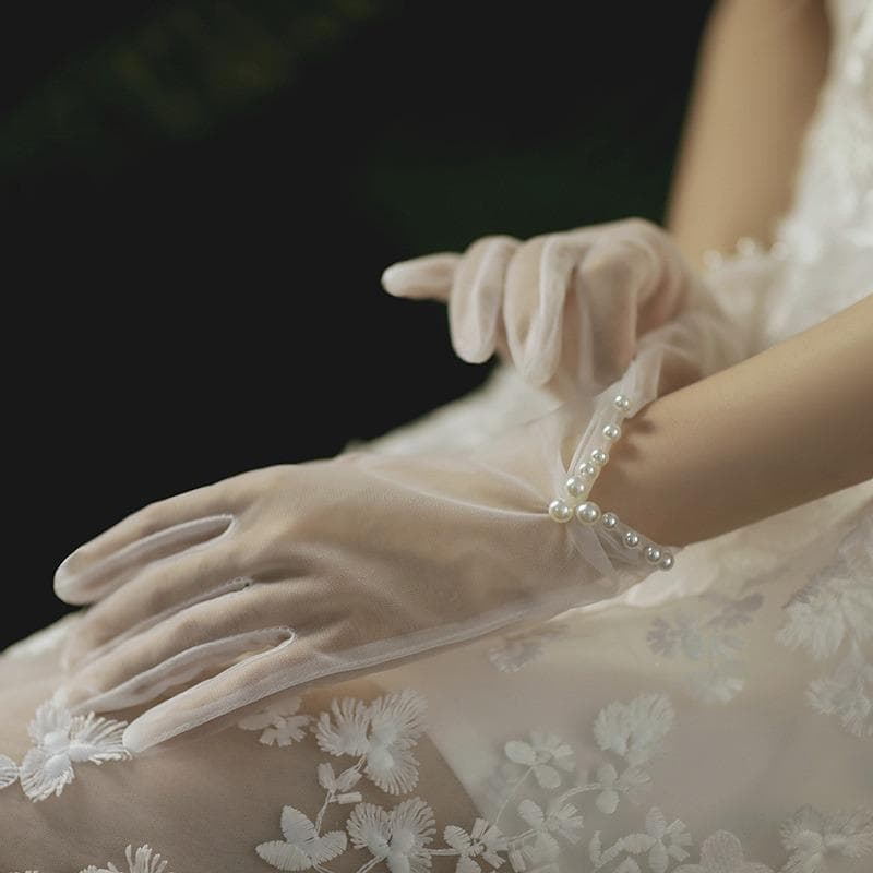 Vintage Transparent Wedding Gloves White Bride Dress Gloves Mesh Bow Pearl Short Lace Gloves Wedding Accessories