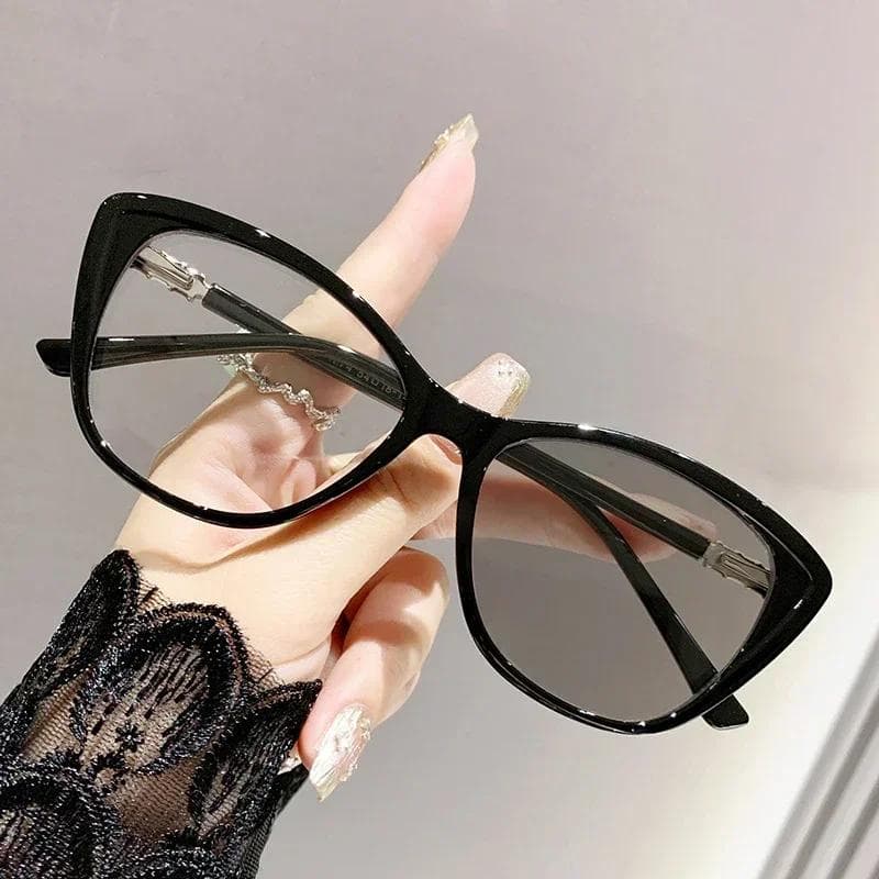 Luxury Photochromic Cat Eye Sunglasses for Men Women Ultra Light Color Changing Myopia Eyewear Fashion Near Sight Goggle 0 ~ -4 0 -4.0