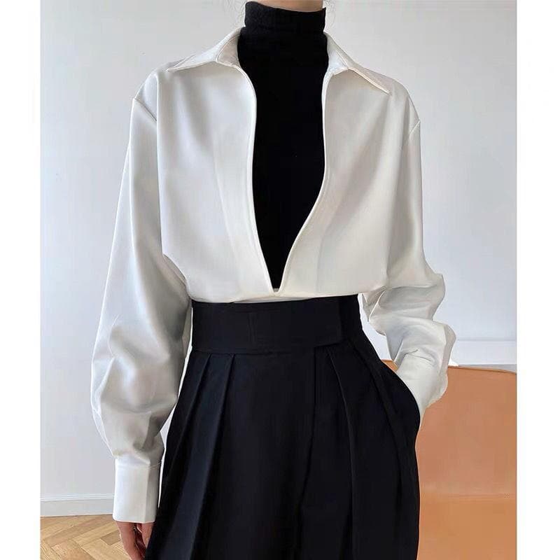 Vintage Blouses Harajuku White Blue Shirts Loose Elegant Female Tops Office Wear Women No Buttons V-Neck Autumn Clothes M white