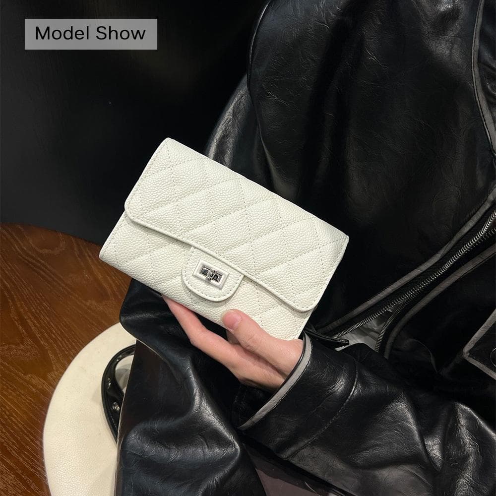 Medium Long Women Wallets Genuine Leather Caviar Wallet Diamond Quilted First Layer of Cowhide Purse Turnlock Billfold Without Logo white
