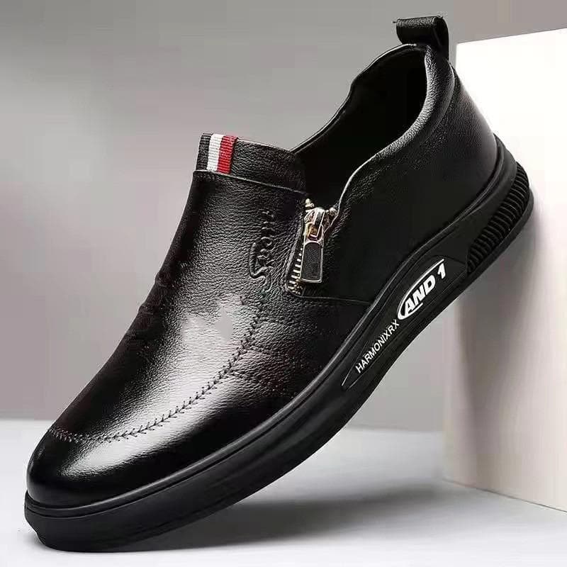 Leather Shoes Men's Four Seasons New Soft Bottom Business Casual Slip-on Breathable Shoes British Style Small White Shoes Men 44 black