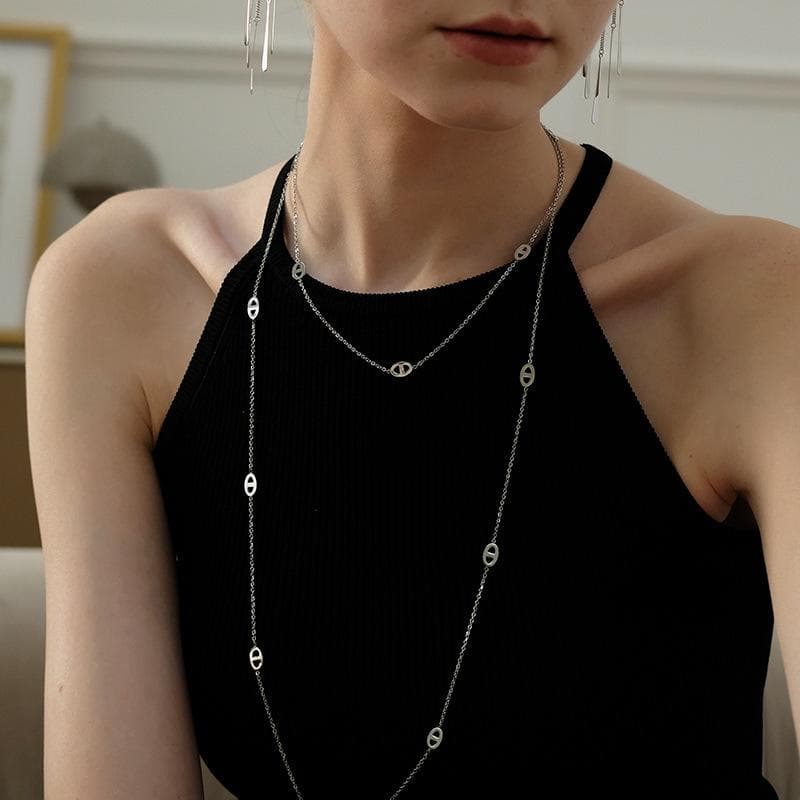 Elegant Ladies' Sweater Chain: 18K Gold & Titanium Steel Nose Necklace, Colorfast and Luxurious Accessory