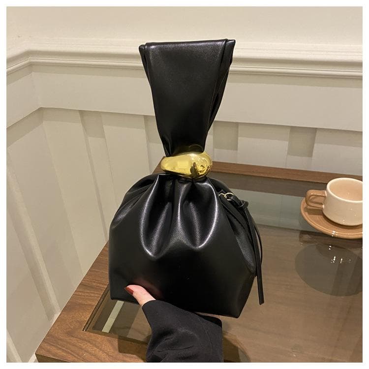 Design Mini Clutch Bags for Women Fashion Knotted Female Retro Shoulder Bag Wrist Handbags and Purses black