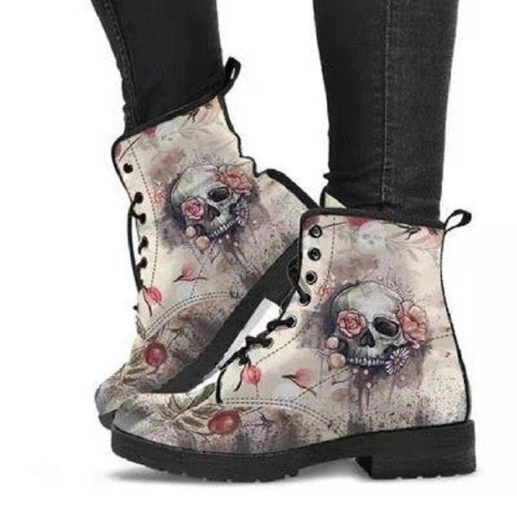 2026 Fashion New Women's Boots Printed Leather Combat Boots Motorcycle Boots 43