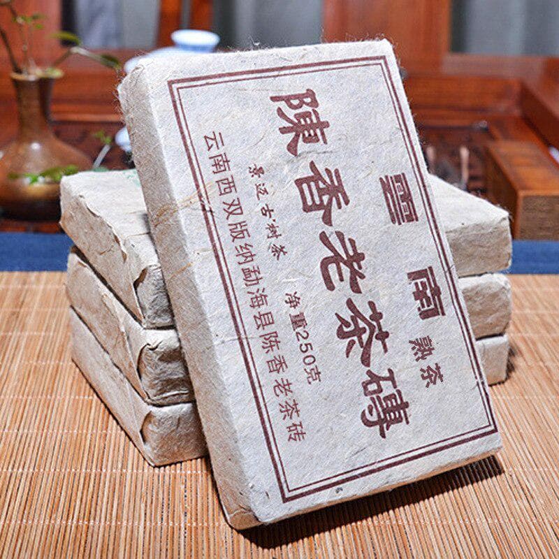 Shu Puer 2010 Year Raw Material Old Ripe Puer Tea 250g China Tea Health Care Puer Tea Brick Puerh 250g