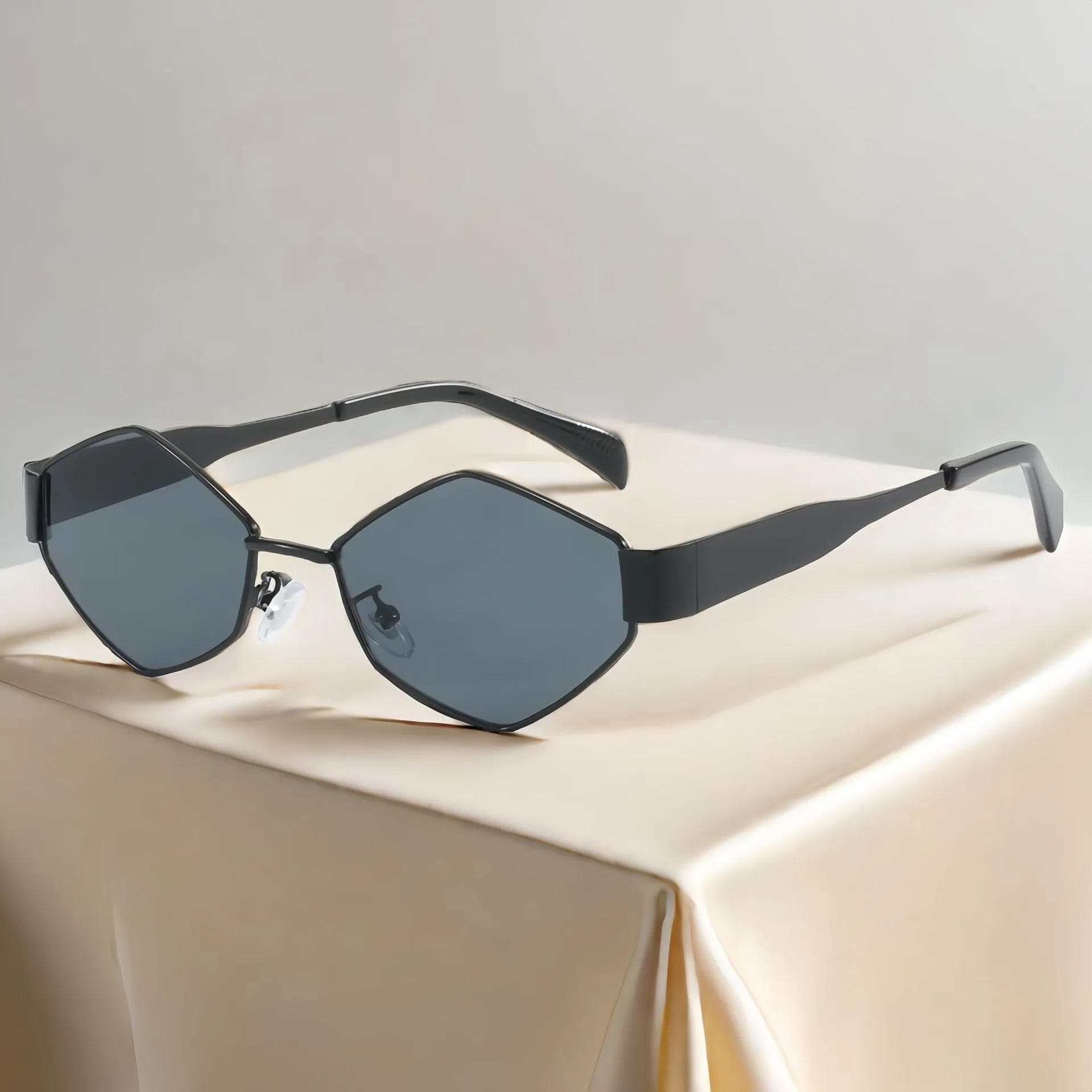 Fashion Hexagon Sunglasses Women Luxury Brand Unique Polygon Sun Glasses Men Vintage Small Frame Eyewear Shades
