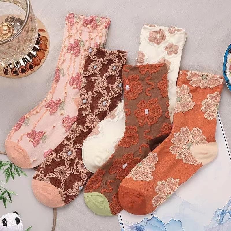 5pcs Vintage Style Socks Ladies Spring Spring Mid-calf Socks Three-dimensional Relief Design Soft and Comfortable Women's Stockings All equipped [Five pairs]