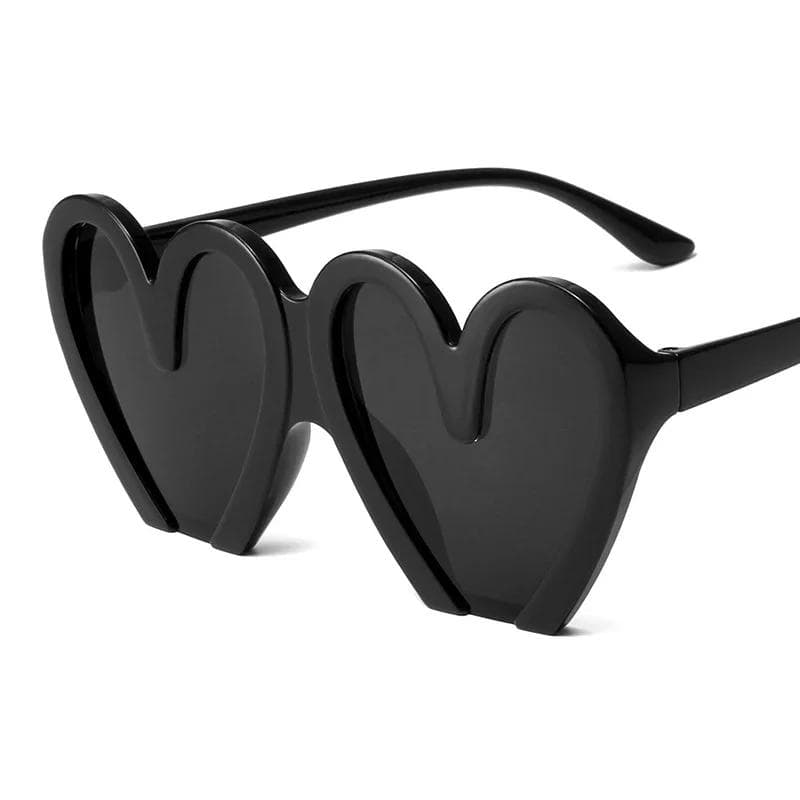 New Heart Sunglasses Women Fashion Steampunk Trendy Sun Glasses Party Lovely Eyewear Accessory 1PC