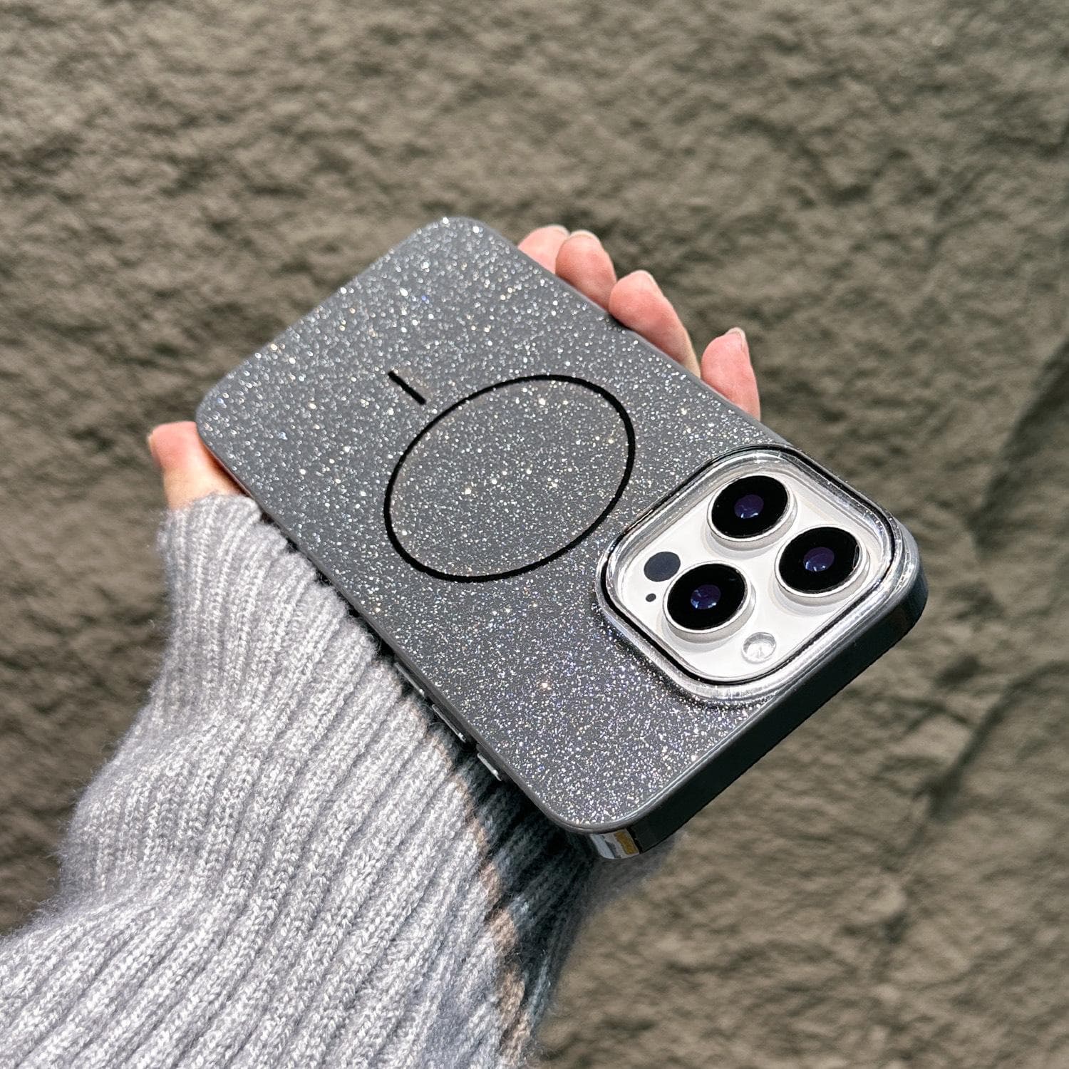 Simple and Suitable for IPhone16Pro Max Apple 15 Mobile Phone Case 13/14 Magnetic Absorbing IMD Flash Powder Thin Circle Soft Case 16Plus (without packaging)