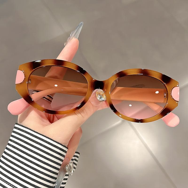 Fashion party two color oval sunglasses personalized street style accessory for shooting