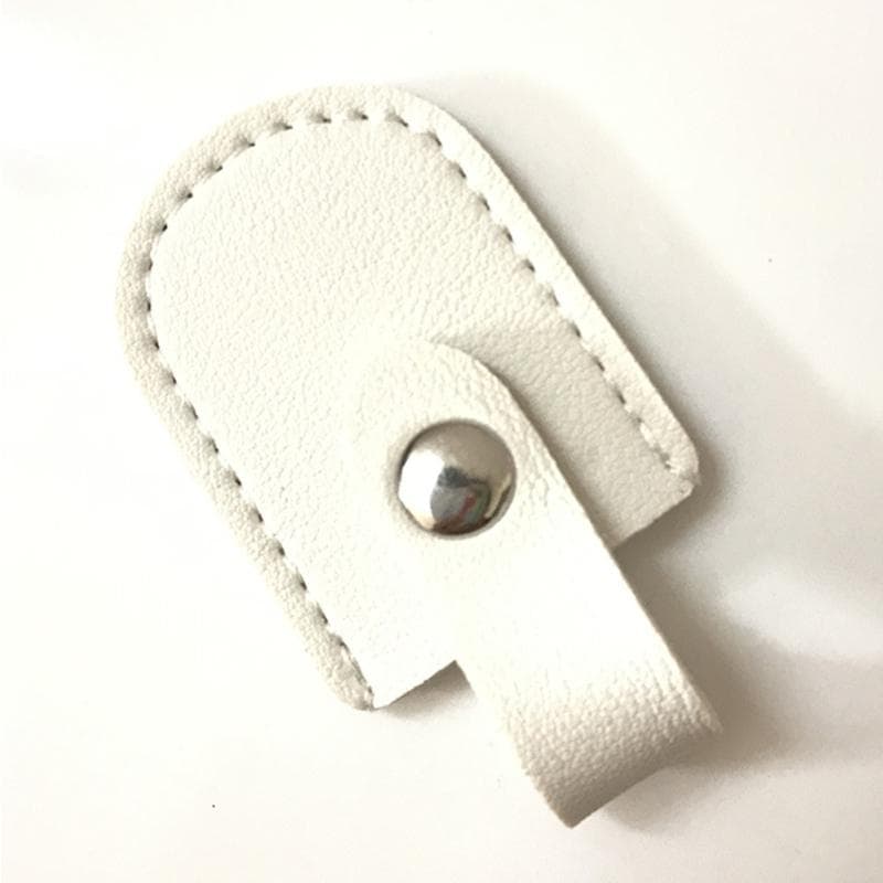 PU Leather Nail Scissors Cover Protective Cap Universal Cuticle Clippers Protect Cover Manicure Pedicure Tool Accessories white