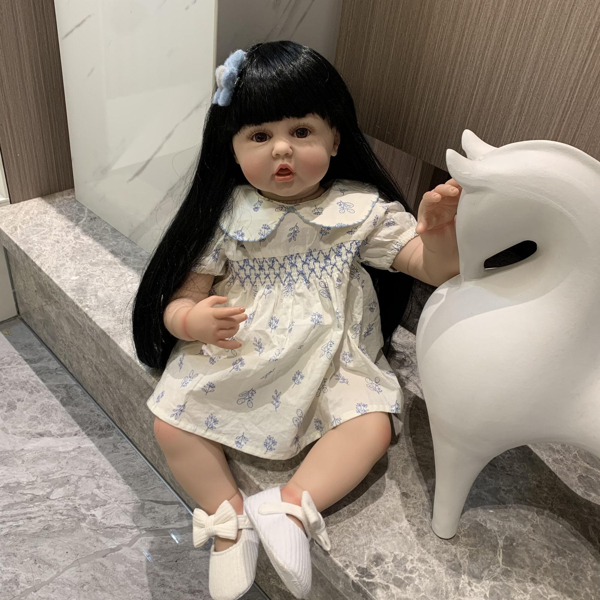 60 CM Soft Silicone Reborn Baby Doll For Girl Lifelike Vinyl Princess Toddler With Cloth Body Bebe Birthday Gift