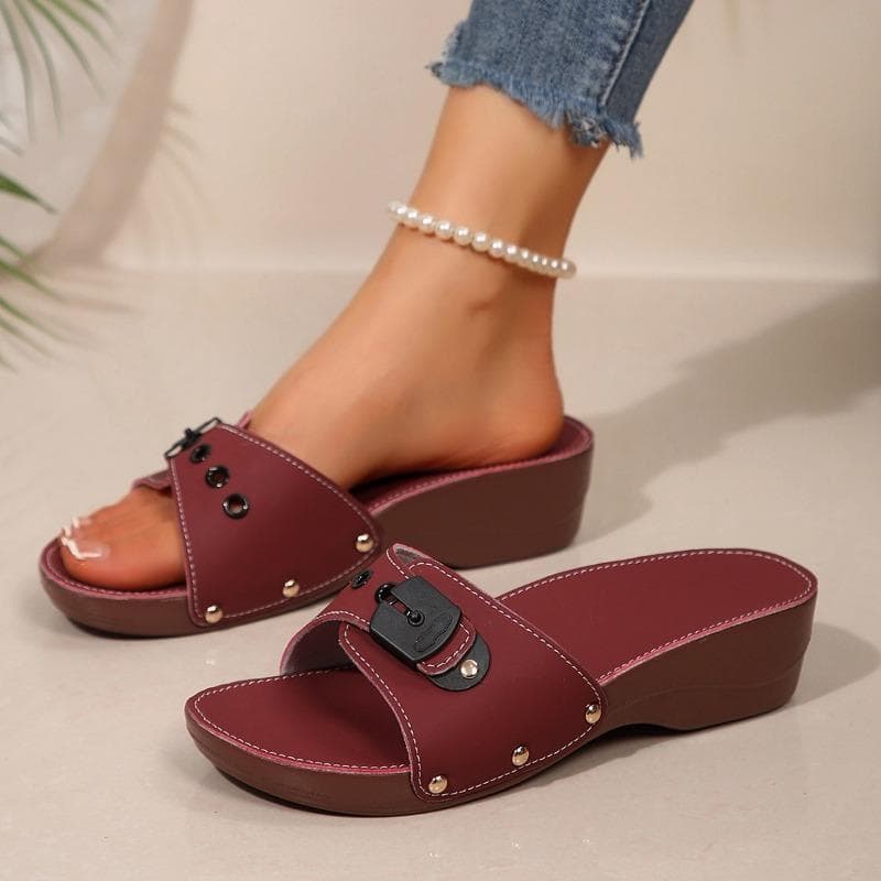 Belt-buckle Thick-soled One-line Slippers Women's Wedge Heels Riveted Fish Mouth Shoes Wedge Heels Beach Flip-flops 42 burgundy