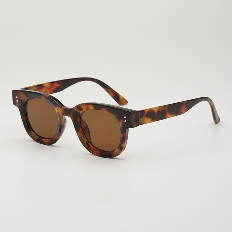 Vintage Oval Sunglasses Women Fashion UV400 Anti Glare Designer Shades Trendy Female Sun Glasses Outdoor Eyewear 1PC
