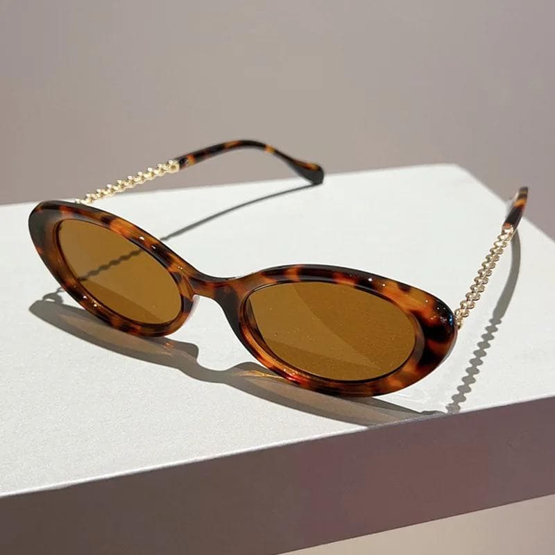 Luxury Brand Designer Small Frame Oval Sunglasses Women Men Vintage Fashion Punk Metal Chain Shades UV400