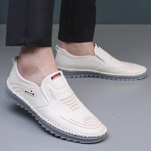Men Casual Shoes Leather Shoes Luxury Loafers Men Non-slip Soft Soled Breathable Leather Shoe Slip on Driving Shoes 43 beige