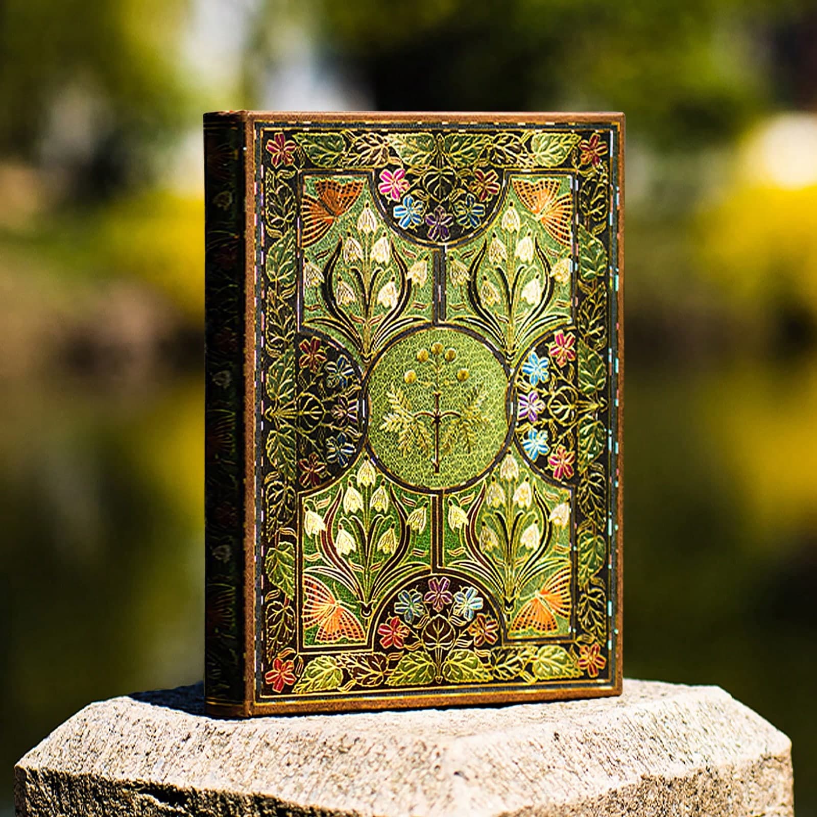 256-Page Vintage Floral Journal - Gold Foil Hardcover Diary with Bookmark, Butterfly Colored Pages, Luxury Travel Notebook&Gift green