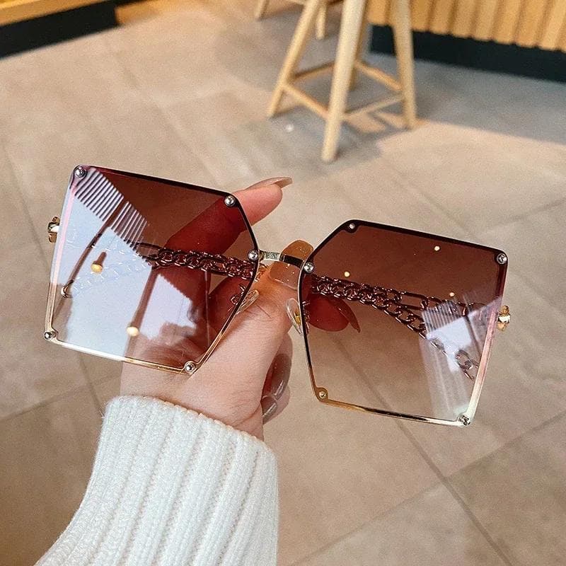 Vintage Square Sunglasses Women Retro Oversized Chain Sun Glasses Men Punk Eyewear Gradient Unisex Shades