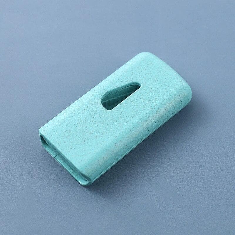 1PC Medicine Pill Holder Tablet Cutter Splitter Pill Case Portable Storage Box Pill Tablet Pill Cutter Divider blue