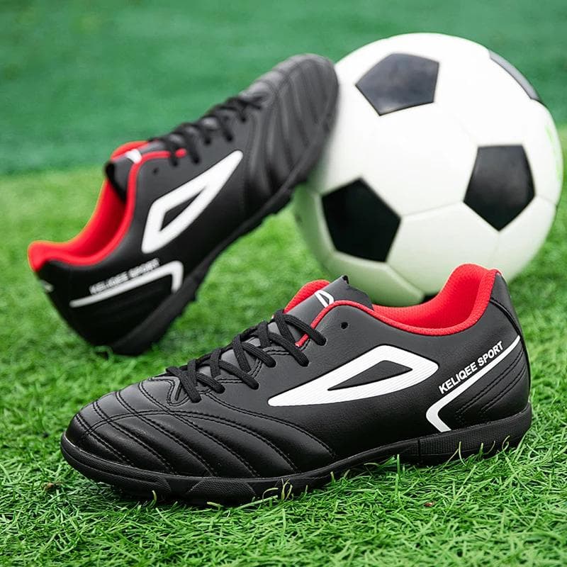 Men's Soccer Shoes Large Size Ultralight Football Boots Boys Sneakers Non-Slip AG/TF Soccer Cleats Ankle Boots Unisex 45