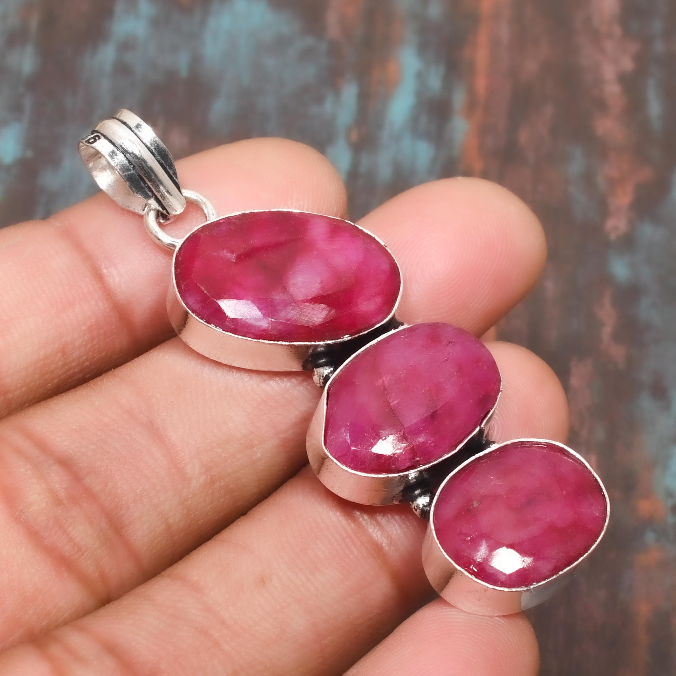 Charming Kashmir Red Ruby Gemstone Handmade 925 Sterling Silver Jewelry Pendant 2.17 Inches pink