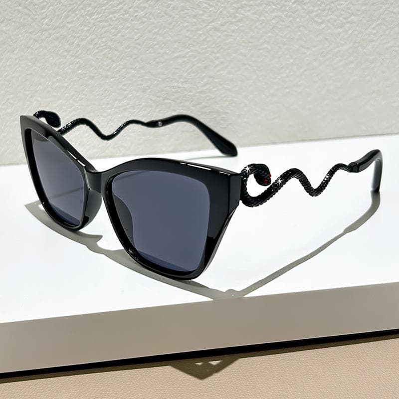 Trendy Streetwear Eyewear with Waist Chain Detail for Parties Casual Outfits Cateye Glasses