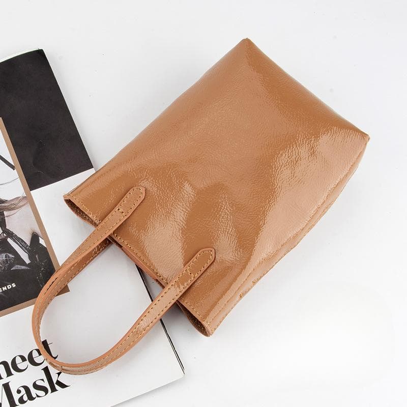 Ladies' Classic and Simple Top-grain Leather Versatile Single-shoulder Bag, Lightweight Crossbody Phone Bag