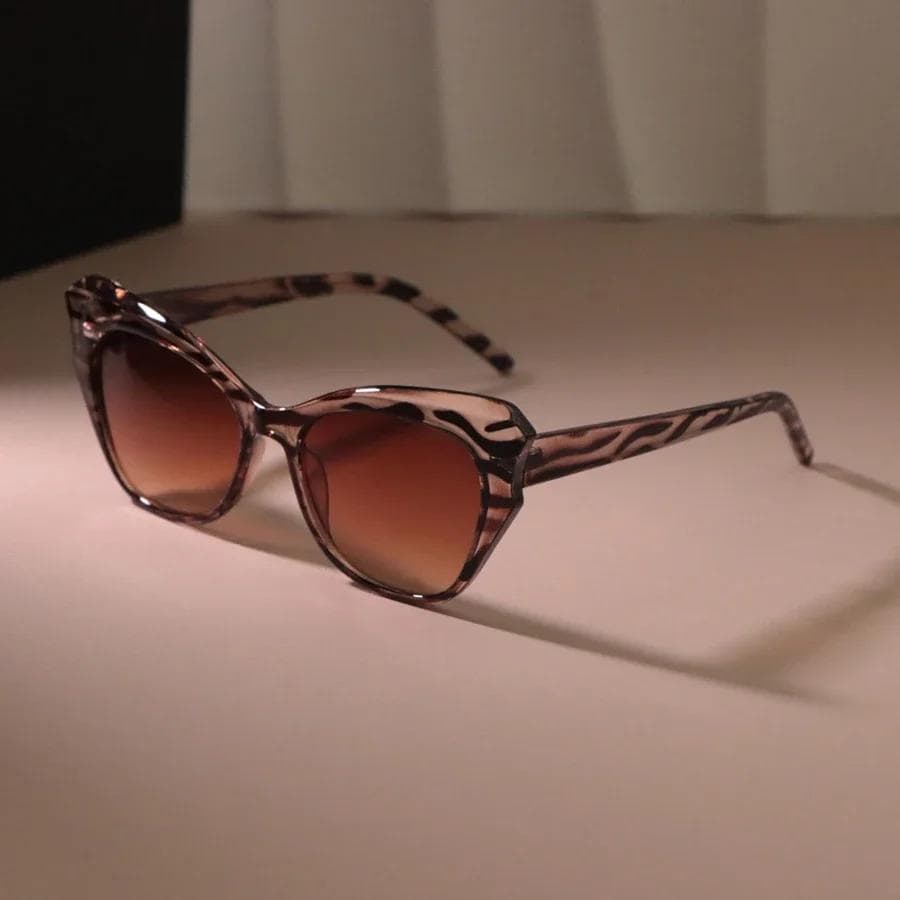 Classic Cat Eye Sunglasses Vintage Fashion Women Men Designer Sun Glasses Casual Travel Shades Oculos De Sol Other