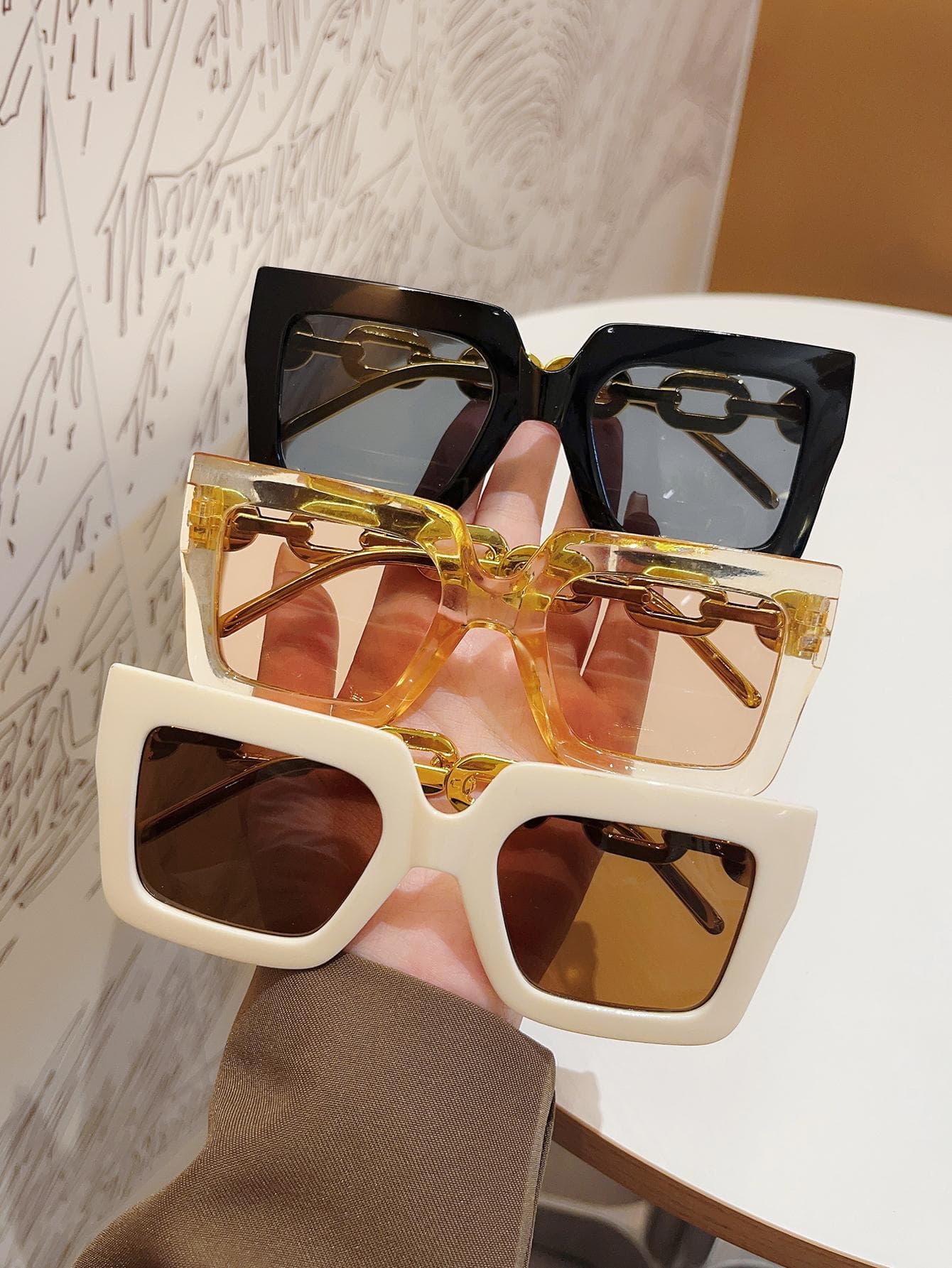 3Pcs Square Oversized Frame Glasses with Twist Chain Retro ClassicStyle Personalized Street Photography Gift Set Fashion