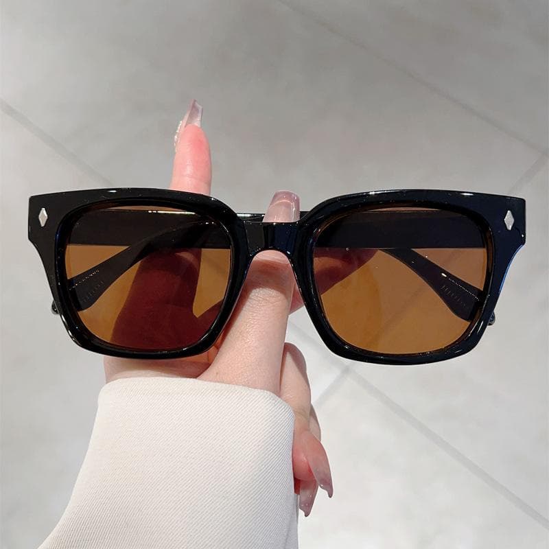 Vintage Luxury Designer Double Color Square Sunglasses Punk Rivet Matte Shades for Women Men Outdoor