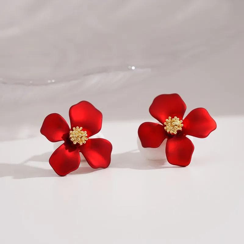New Irregular Red Flower Stud Earrings for Female Matte Petals Women Small Earrings Bohemian Sweet orecchini Ear Accessories red