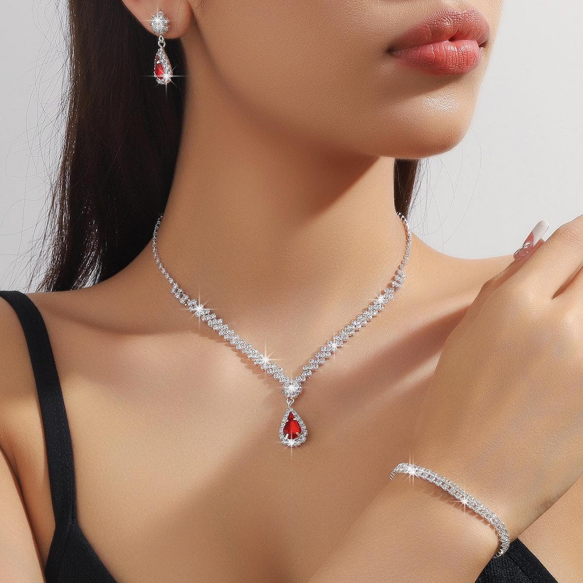 Luxury Bridal Jewelry Set: Women's Earrings, Necklace, and Bracelet Trio