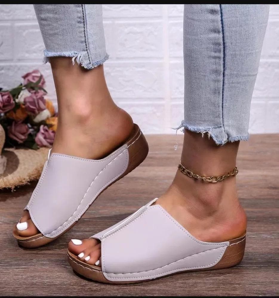 New Summer Style Classic Shallow Slip-on Womens Shoes Casual Thick-soled Open-toe Wedge Beach Women's Flip-flops Large Size 43