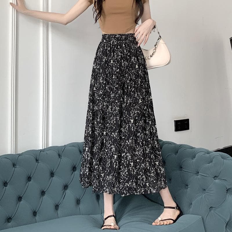 Floral Skirt for Women New Spring and Summer Mid-length High Waist Retro Slimming Hips A-line Large Umbrella Skirt One size black