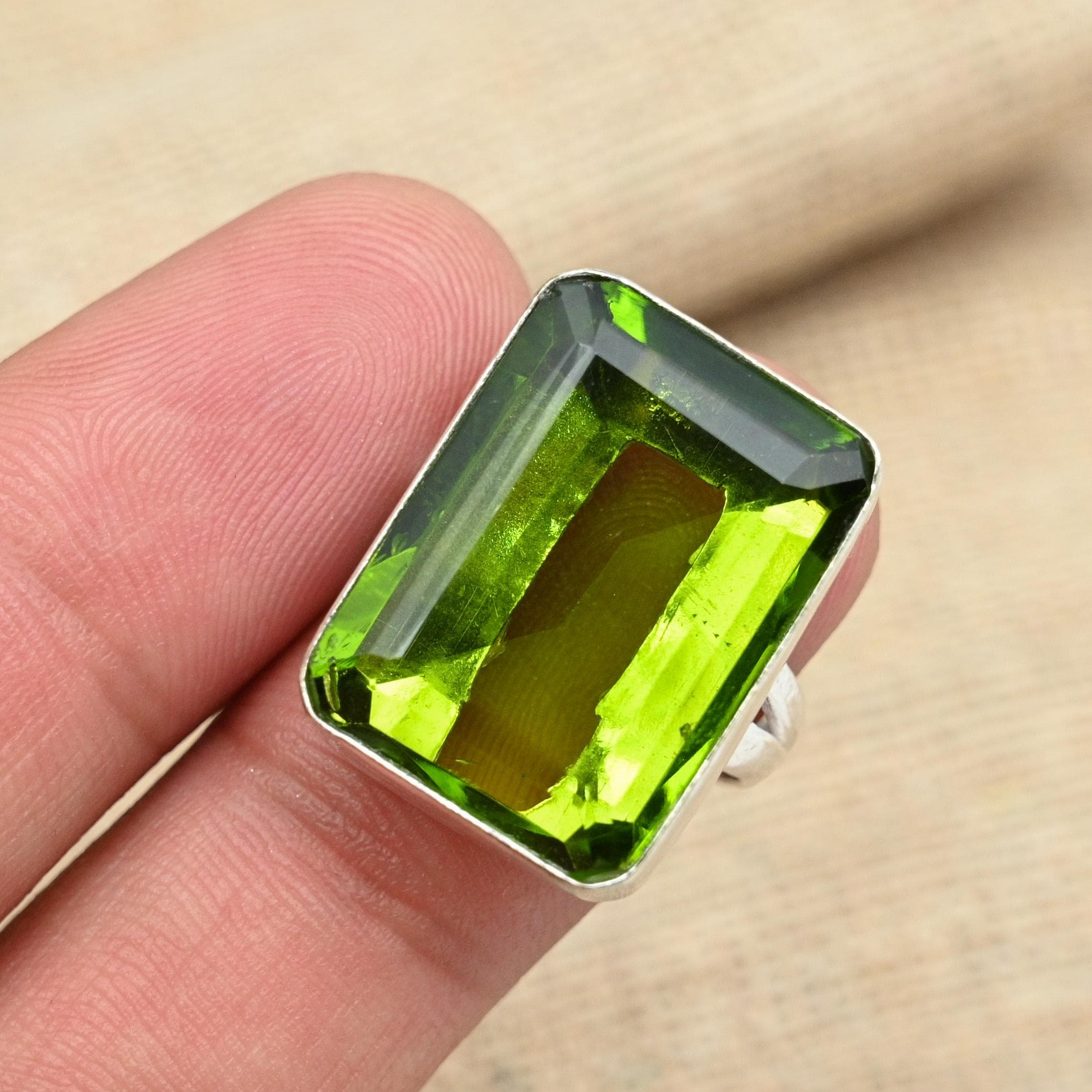 Faceted Peridot Beautiful Gemstone 925 Sterling Silver Handmade Ring Jewelry Gift For Her 8.5 green
