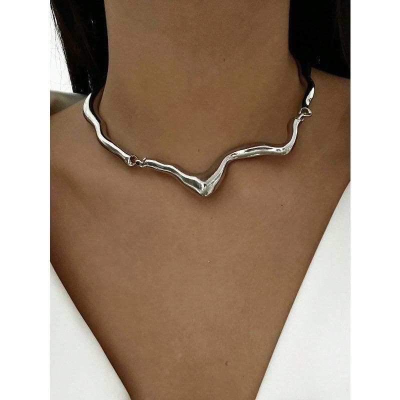Liquid Lava Metal Texture Choker Necklace, Geometric Twisted Design, Suitable for Party, Gift, Daily Wear one-size silver