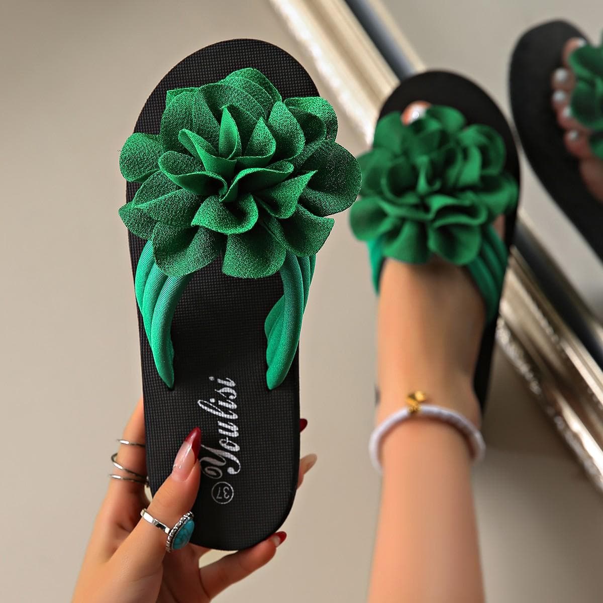 New summer fashion outerwear flat heel thick sole platform sandals Korean style flower beach women's slippers 43 green