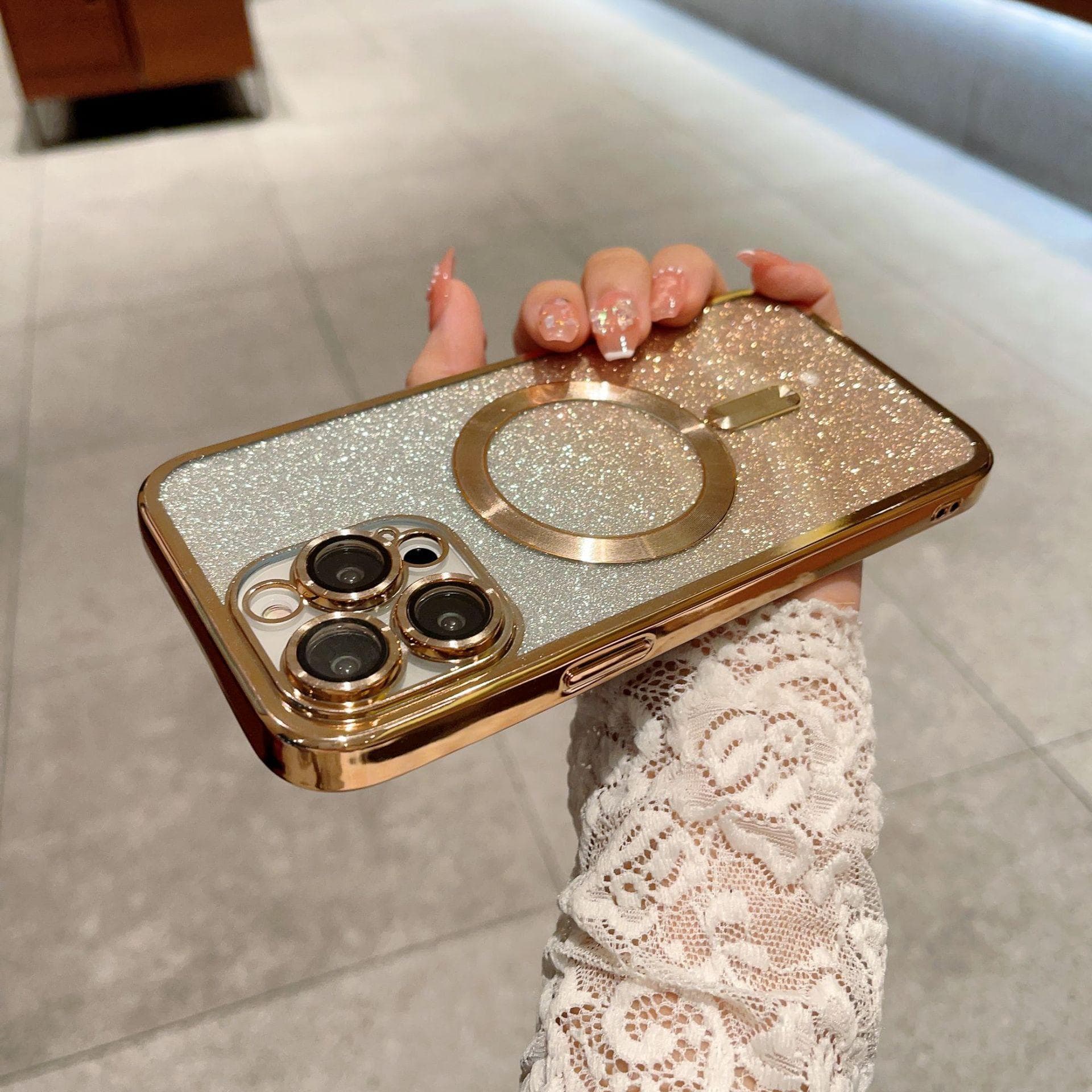Applicable To IPhone16ProMax Electroplated Magnetic Phone Case Gradient Flash Powder Lens Film Apple 15 Anti-fall Soft Case iphone 11 gold