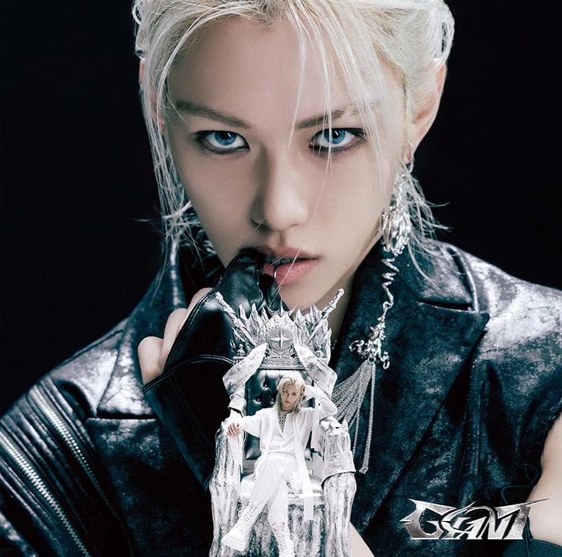 Stray Kids JAPAN 2nd Album 'GIANT' (STAY Japan Fan Club/Solo Jacket Limited Version) Felix