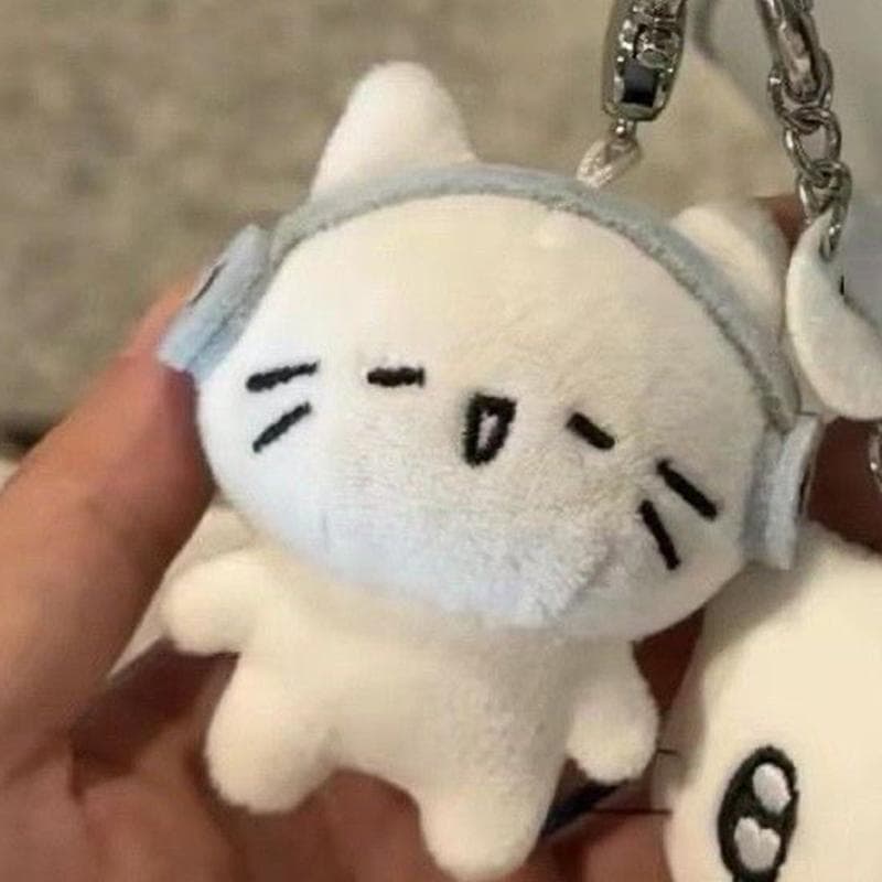 Cute Headphones Kitten Couple Keychain Mini Crying Cat Doll Plush Keyring Cartoon Dog Bee Bag Pendant Charms Backpack Decoration Earphone Cat