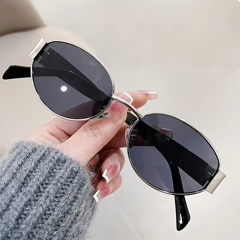 Fashionable Oval Women Sunglasses Retro Trendy Outdoor Metal Frame High Quality Classic Unisex Glasses