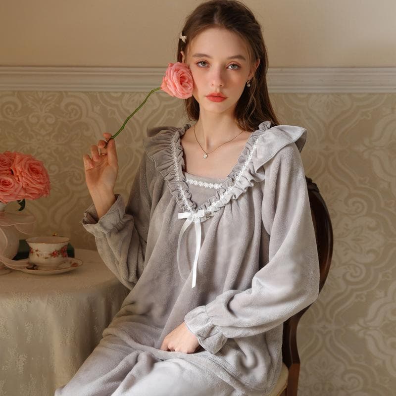 Winter New Flannel 2Pcs Pajamas Suit Women Sweet Princess Style Sleepwear Thickened Warm Home Clothes Sexy V-Neck Lounge Wear 2XL grey