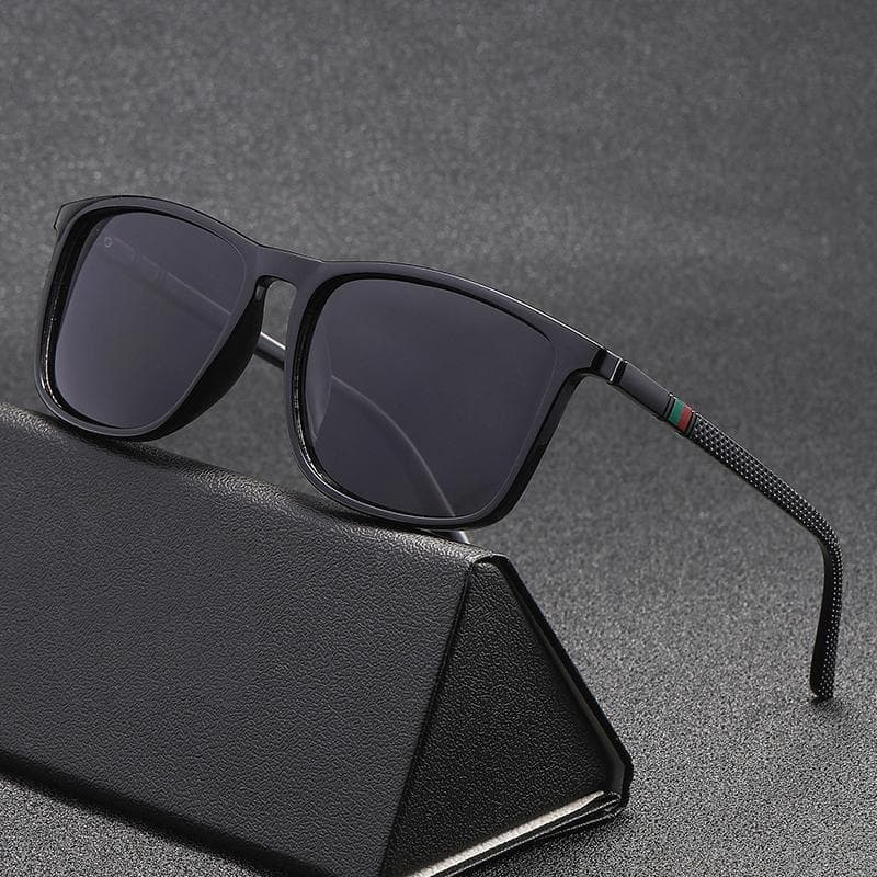 New Fashion Sunglasses for Men Women Ultra Light UV400 Luxury Brand Design Trendy Outdoor Driving Mirror