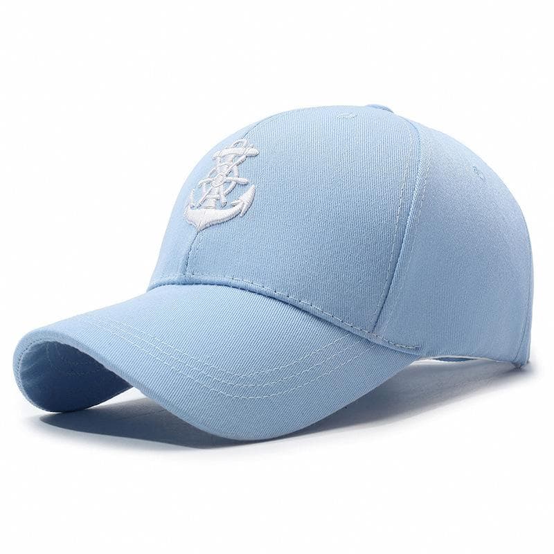 Unisex and couple - friendly sunscreen and sun - shading hat for spring and summer. It's a popular baseball cap with a three - d sky blue