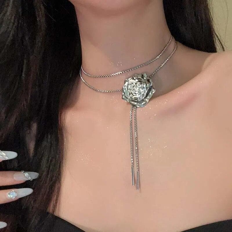 Vintage Metal Liquid Rose Flower Necklace For Women Punk Hip Hop Silver Color Flower Pendant Adjustable Chain Necklace Jewelry silver