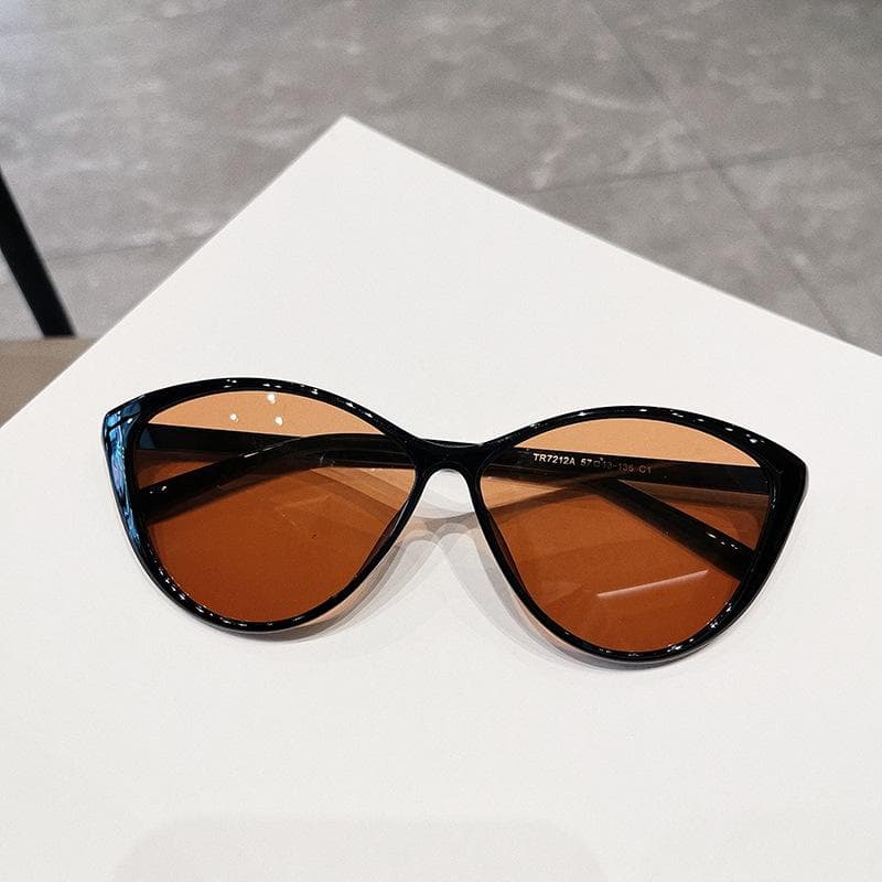New Small Frame Cat Eye Sunglasses Women Vintage Classic UV400 Sun Glasses Fashion Outdoor Travel Eyewear As shown in the figu