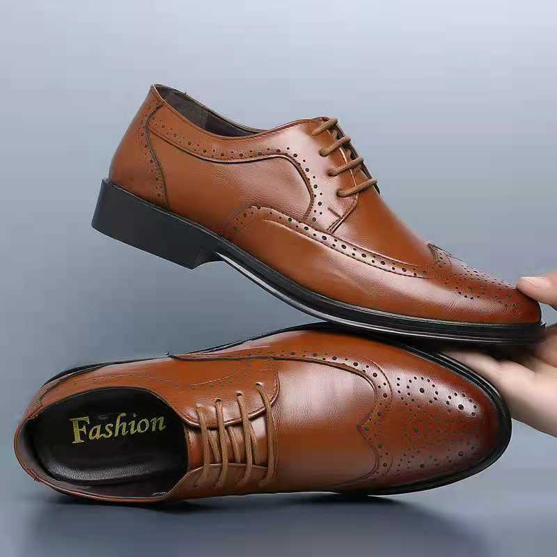 Summer Men's Leather Shoes Men's Carved Business Suit British Style Plus Size Brock Leather Shoes Pierced Men's Shoes 47 brown