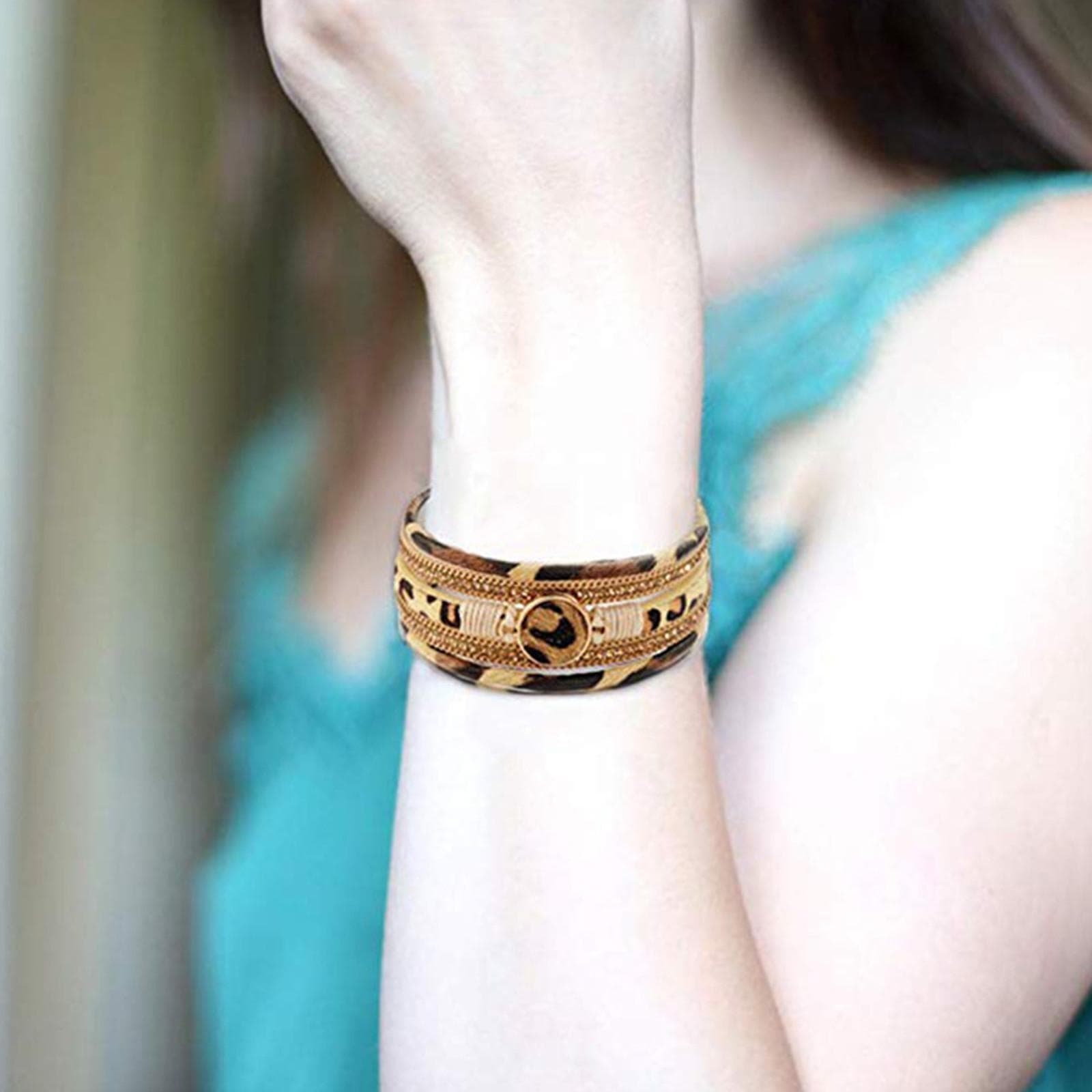 Popular Winter Alloy Magnetic Buckle Leopard Print Bracelet, Fashionable Leather Bracelet, Leather Horsehair Bracelet One Size brown