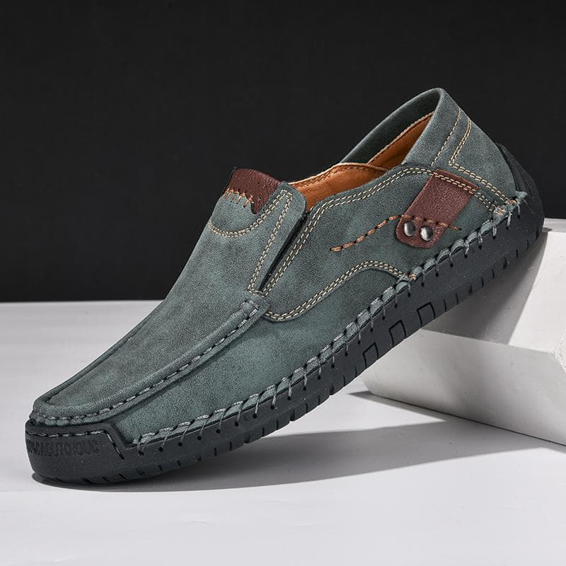 Handmade Genuine Leather Men's Casual Shoes Comfortable And Breathable Moccasins Men Business Flats Shoes Driving Shoes Large Size 38-48 44 green